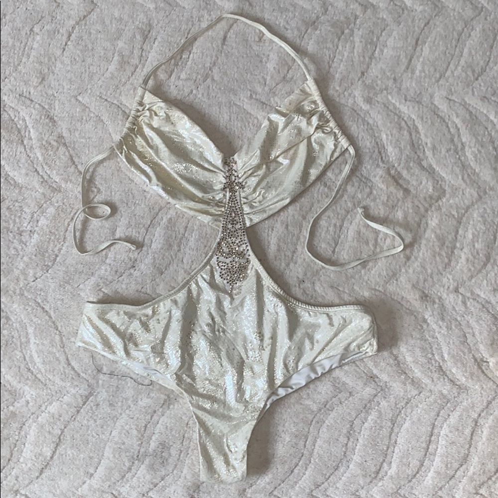 Paradizia embellished one piece